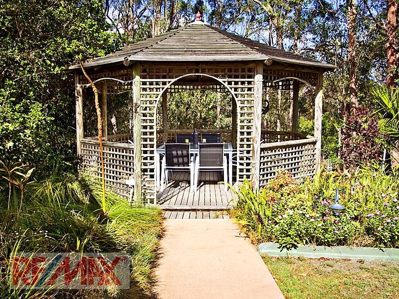 8 Quarrion, Warner QLD 4500