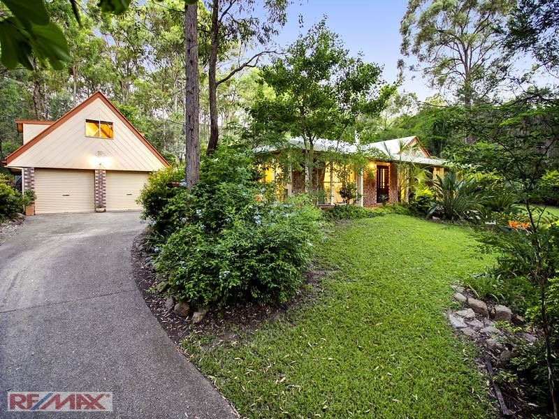 70 Cashmere Lane, Cashmere QLD 4500