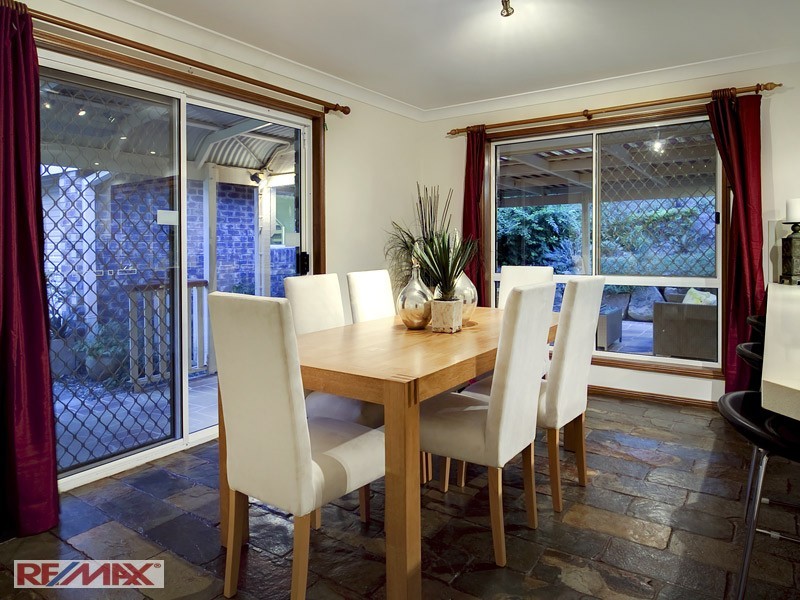 70 Cashmere Lane, Cashmere QLD 4500