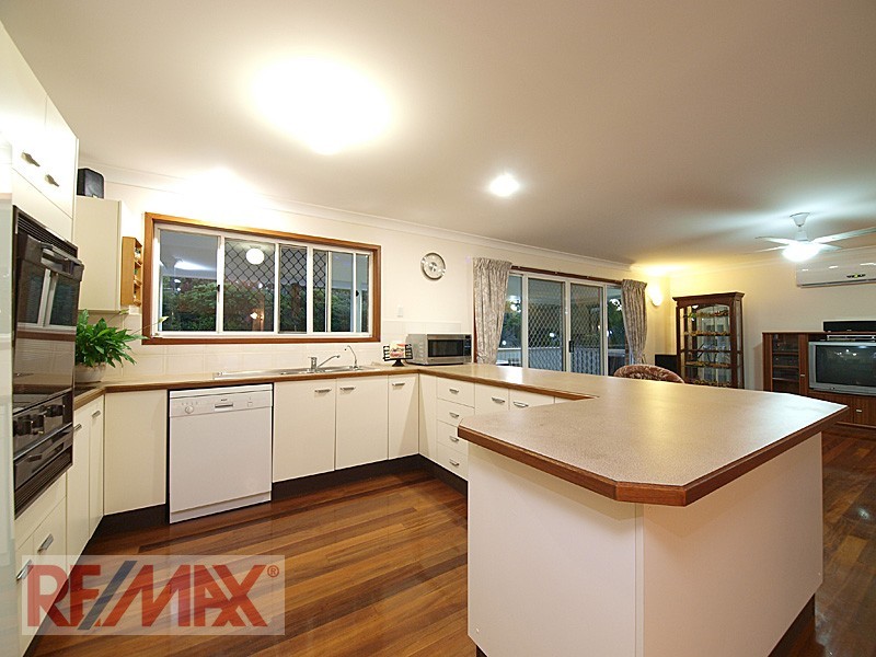 15 Tattler St, Warner QLD 4500