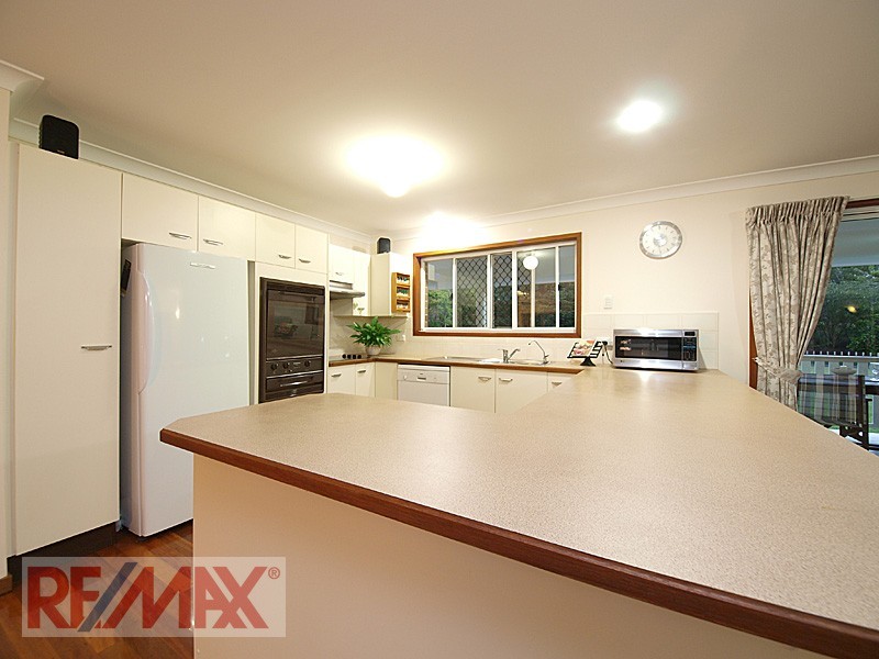 15 Tattler St, Warner QLD 4500