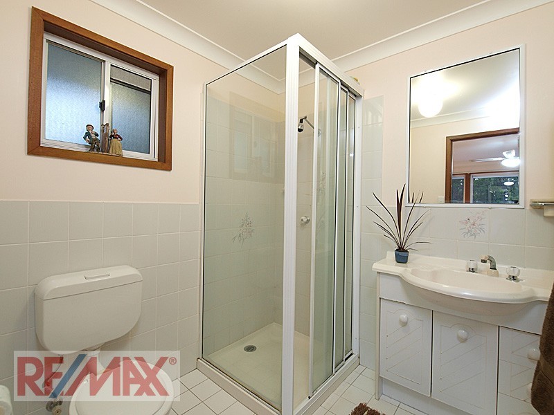 15 Tattler St, Warner QLD 4500