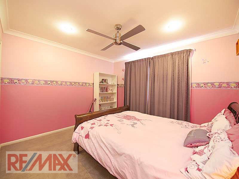 7 Chilton Cresent, North Lakes QLD 4509