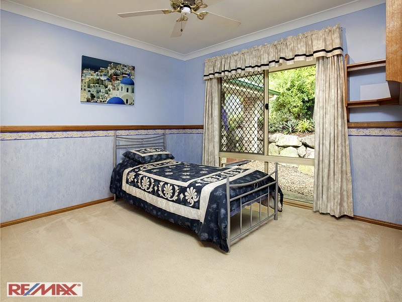 2 Ceratodus Ct, Lawnton QLD 4501