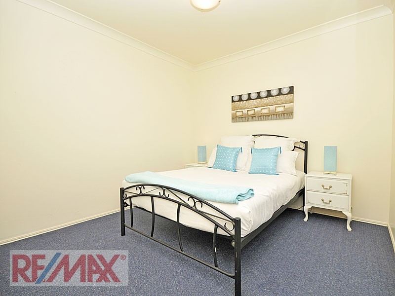 16 Snow Wood Drive, Eatons Hill QLD 4037