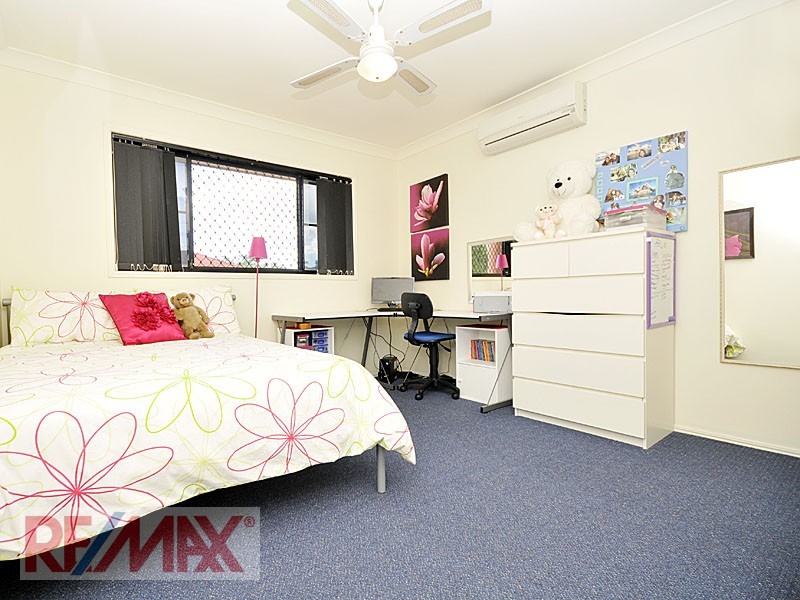 16 Snow Wood Drive, Eatons Hill QLD 4037