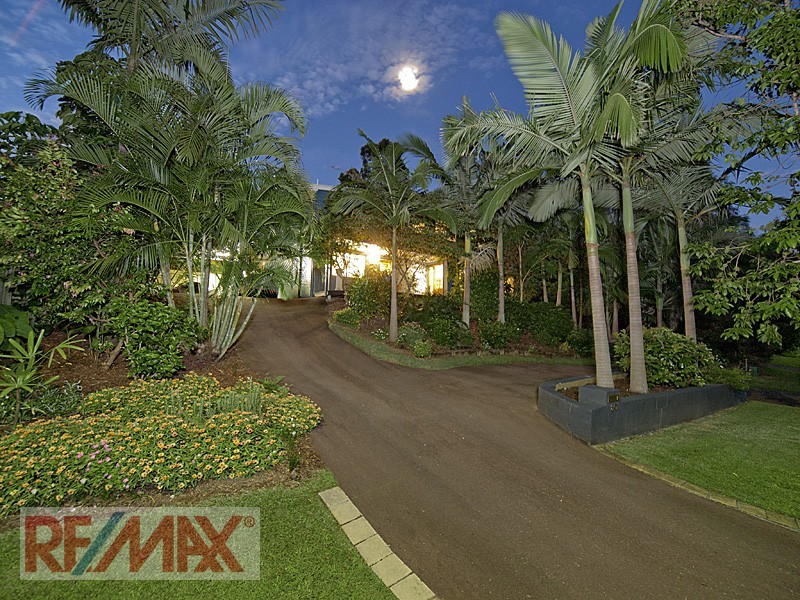 80 Saraband Dve, Eatons Hill QLD 4037