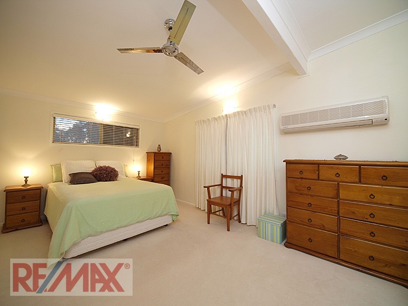 80 Saraband Dve, Eatons Hill QLD 4037