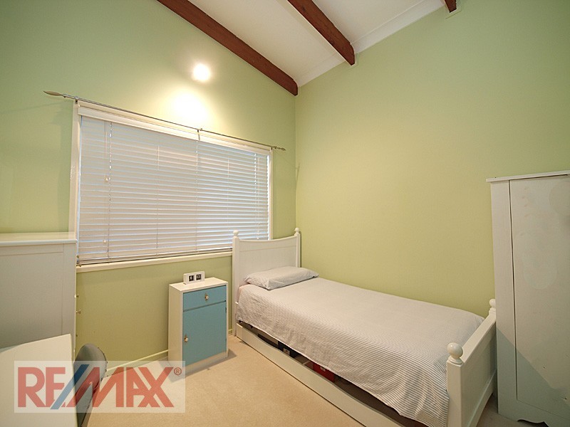 80 Saraband Dve, Eatons Hill QLD 4037