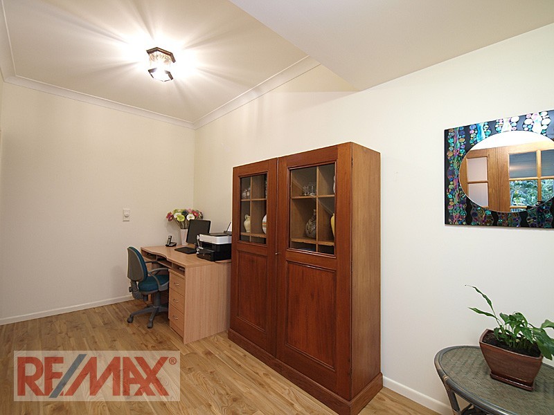 80 Saraband Dve, Eatons Hill QLD 4037