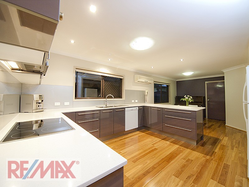 1 Franklin Ct, Albany Creek QLD 4035