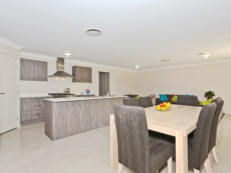 3 HARRISON ST, Cashmere QLD 4500