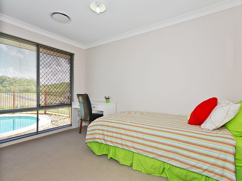 3 HARRISON ST, Cashmere QLD 4500