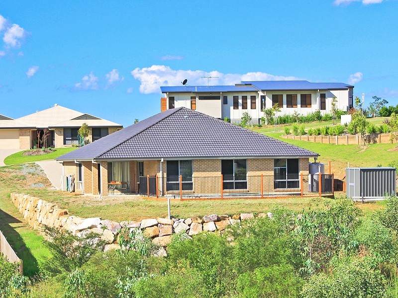 3 HARRISON ST, Cashmere QLD 4500