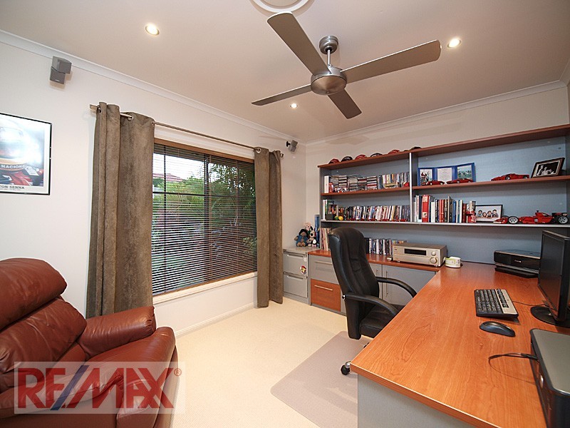 11 Meranti Crescent, Albany Creek QLD 4035