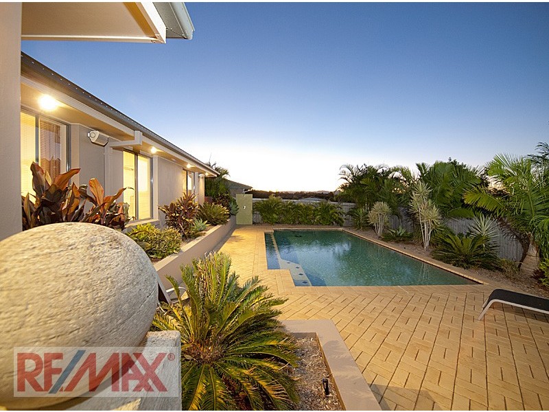 11 Meranti Crescent, Albany Creek QLD 4035