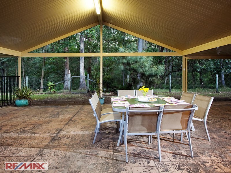 19 Lindale Ct, Cashmere QLD 4500