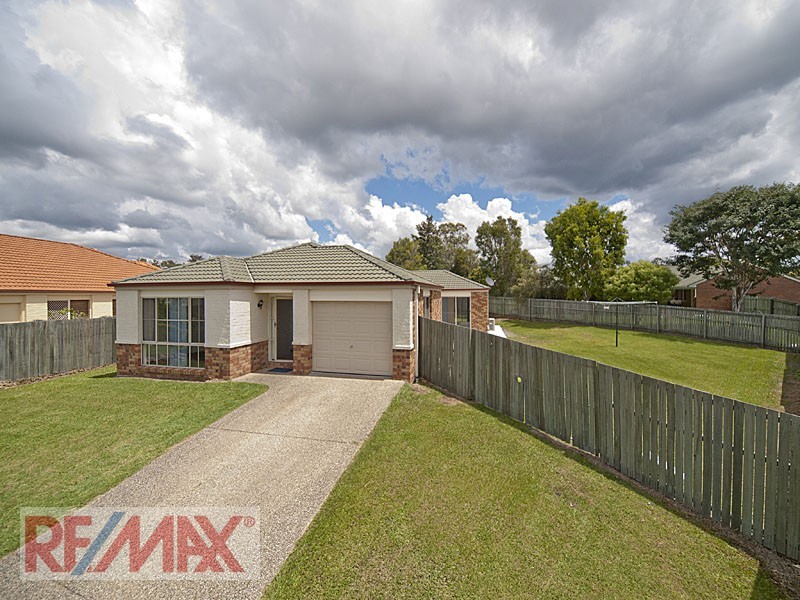 8 TEATREE CRT, Warner QLD 4500