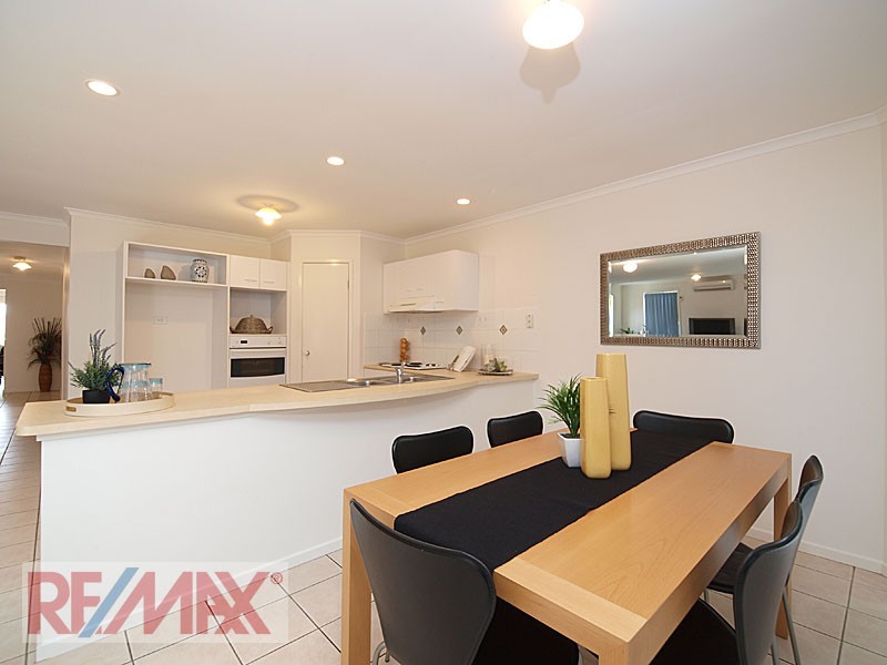 8 TEATREE CRT, Warner QLD 4500