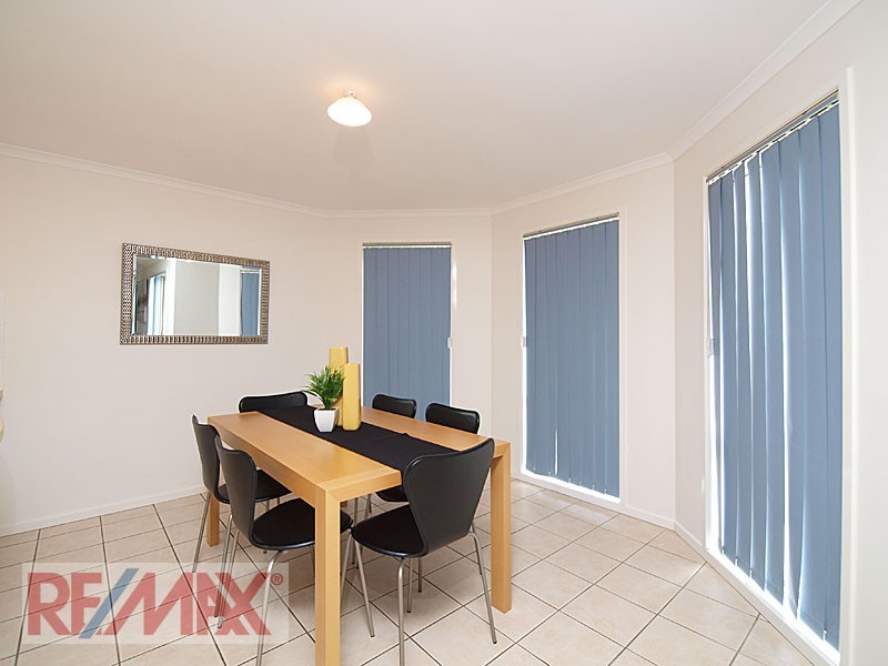 8 TEATREE CRT, Warner QLD 4500