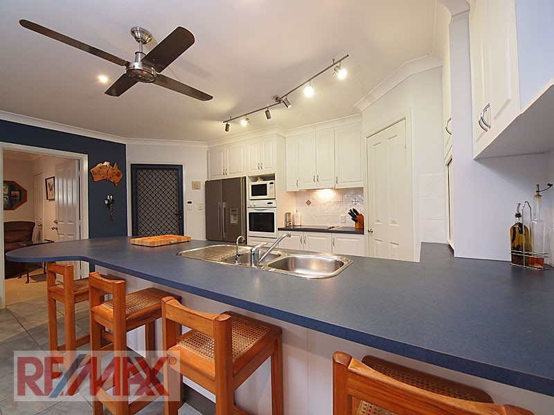 99 LEITCHS RD, Albany Creek QLD 4035