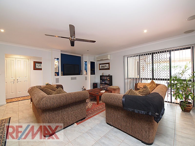 99 LEITCHS RD, Albany Creek QLD 4035