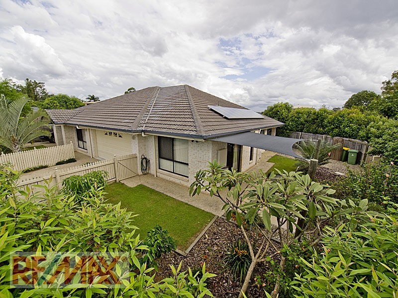 99 LEITCHS RD, Albany Creek QLD 4035
