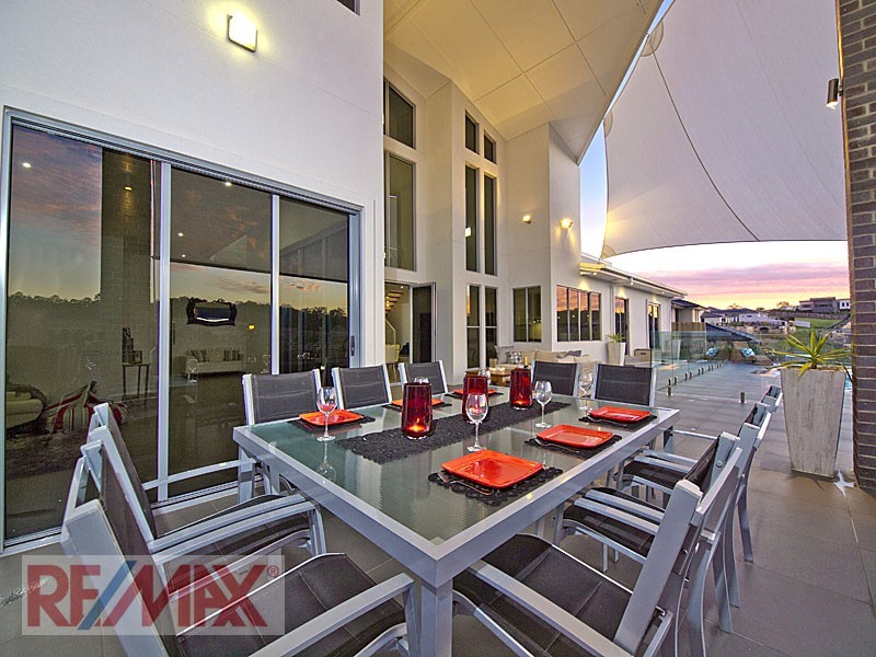 88 Corvus Dve, Cashmere QLD 4500