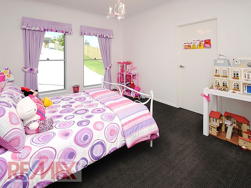 88 Corvus Dve, Cashmere QLD 4500