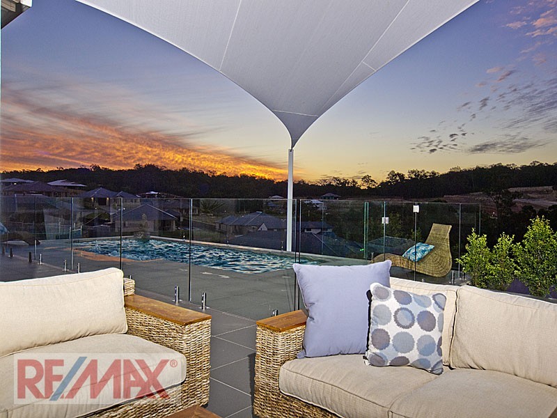 88 Corvus Dve, Cashmere QLD 4500