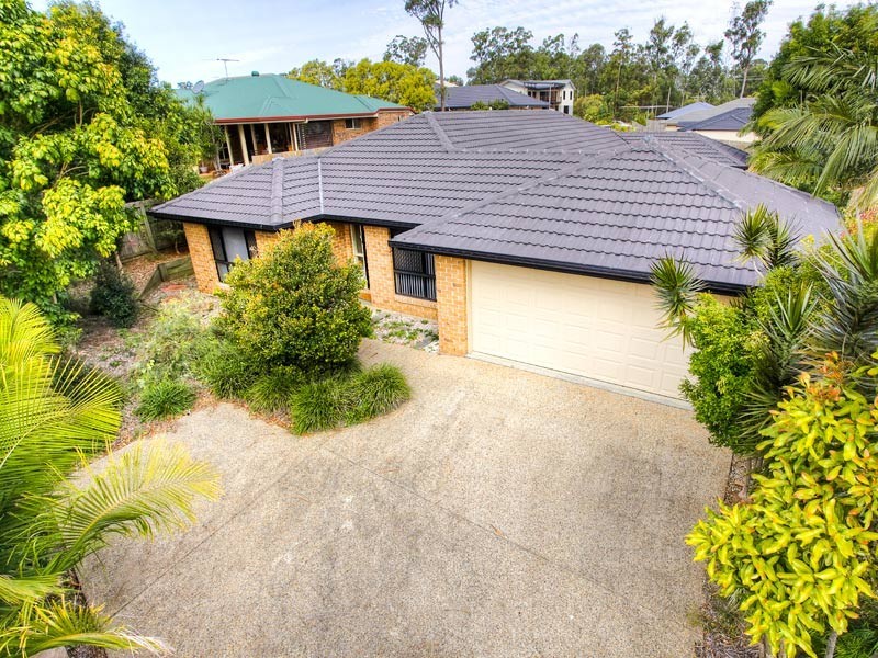 26 MONTCLARE. COURT, Cashmere QLD 4500