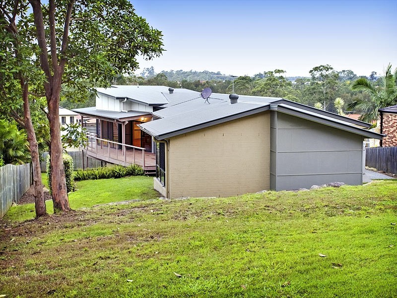 6 BONICA COURT, Eatons Hill QLD 4037