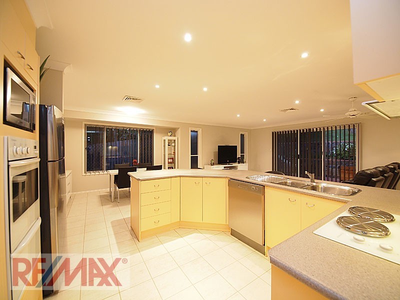 3 Turpentine Court, Albany Creek QLD 4035