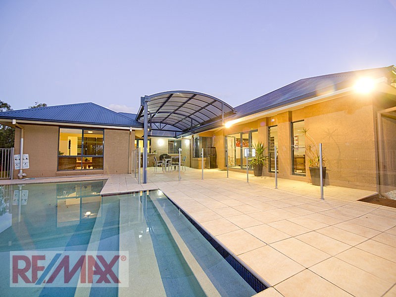 5 Torwood Court, Ferny Hills QLD 4055