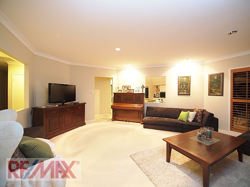 5 Torwood Court, Ferny Hills QLD 4055