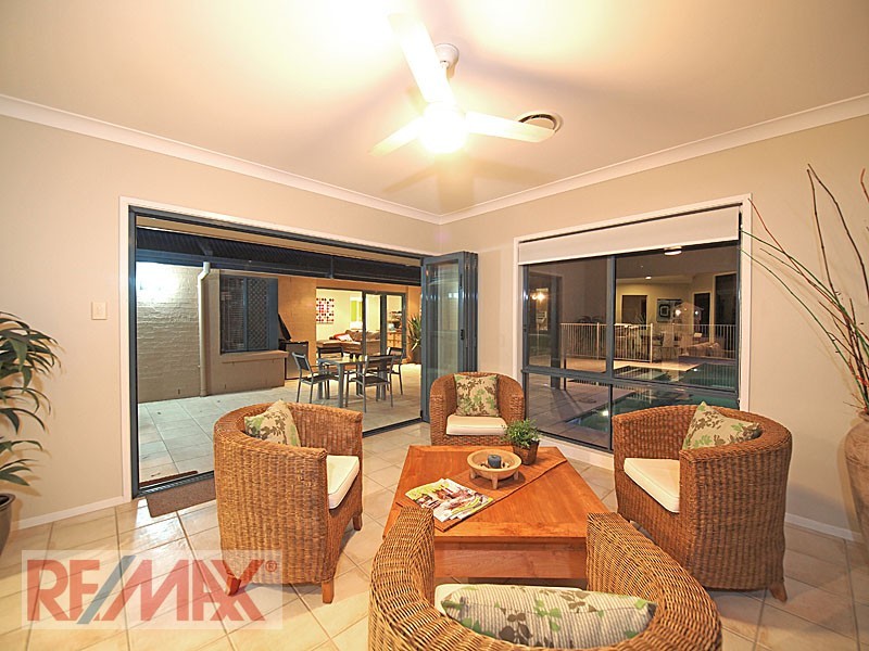 5 Torwood Court, Ferny Hills QLD 4055