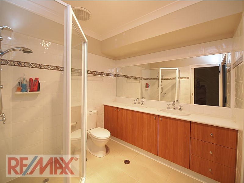 5 Torwood Court, Ferny Hills QLD 4055