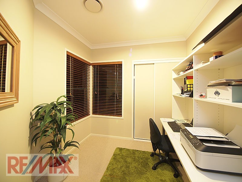 5 Torwood Court, Ferny Hills QLD 4055