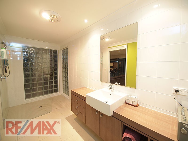 5 Torwood Court, Ferny Hills QLD 4055