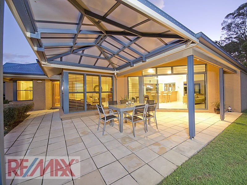 5 Torwood Court, Ferny Hills QLD 4055