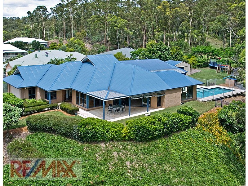 5 Torwood Court, Ferny Hills QLD 4055