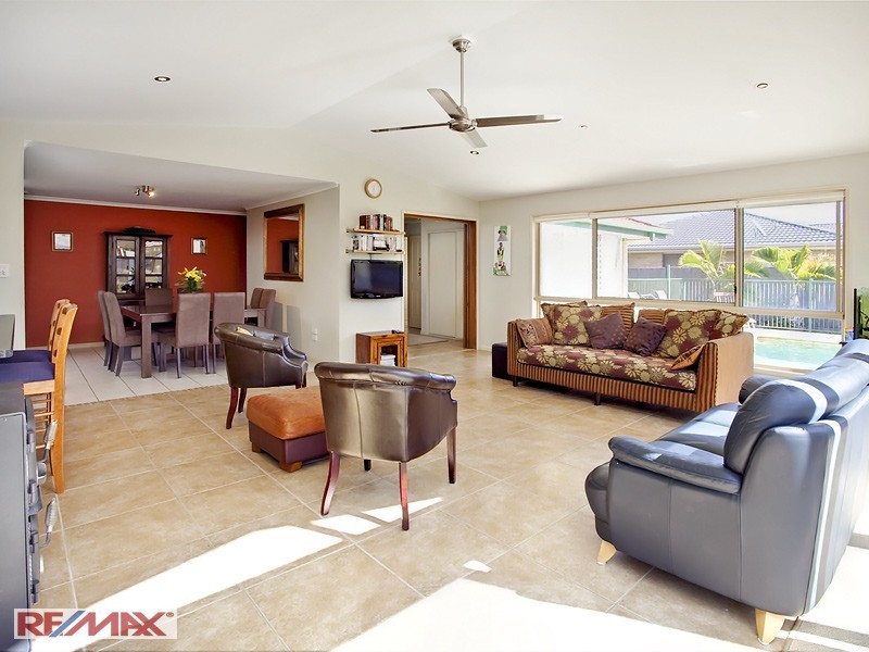 124 Enbrook Street, Bracken Ridge QLD 4017