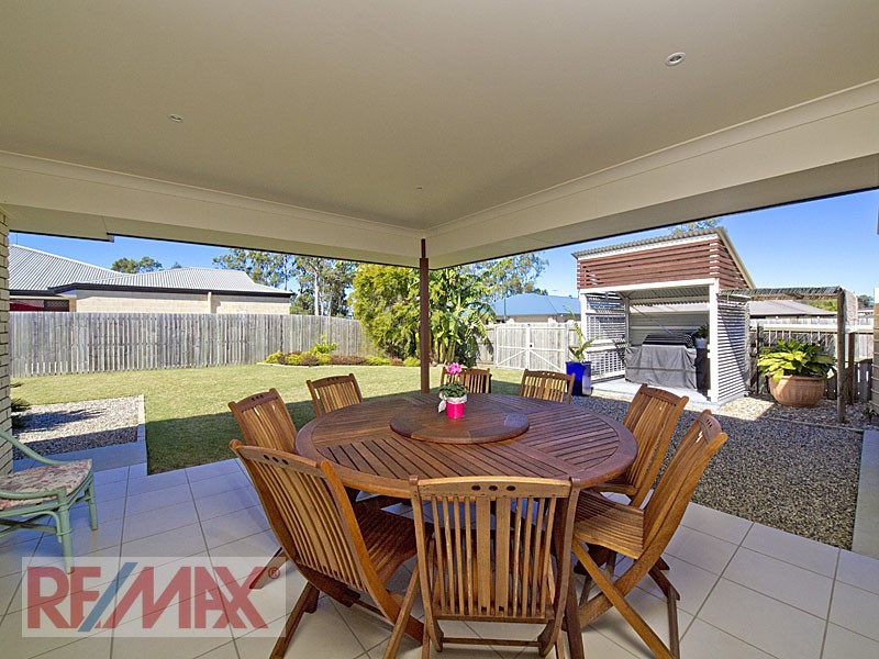 1 BARLEE CRT, Warner QLD 4500
