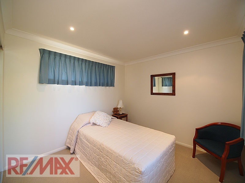 1 BARLEE CRT, Warner QLD 4500