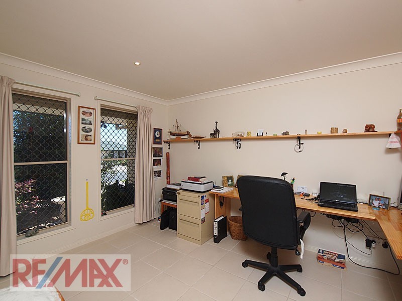 1 BARLEE CRT, Warner QLD 4500