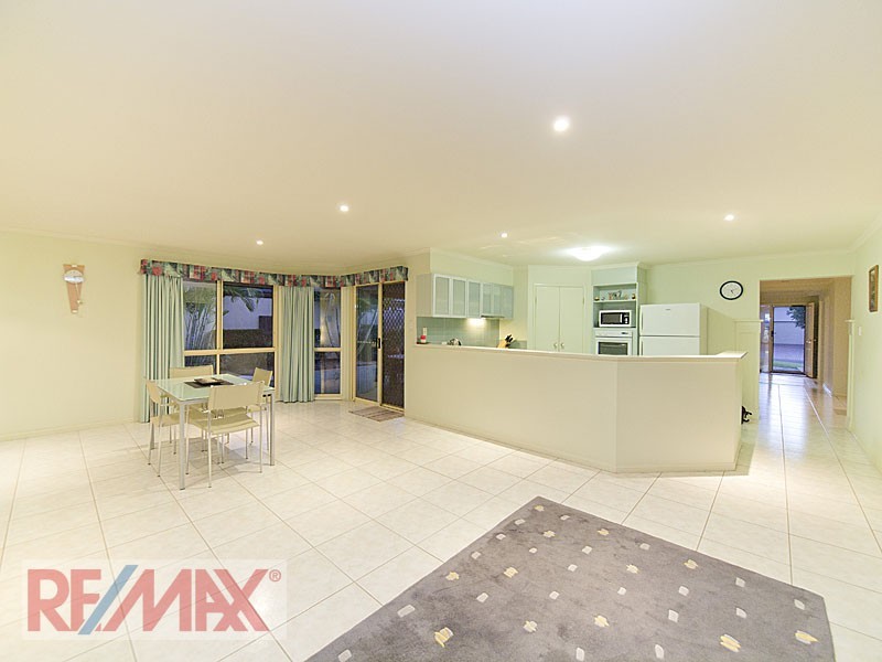 7  Mahogany Drive, Albany Creek QLD 4035