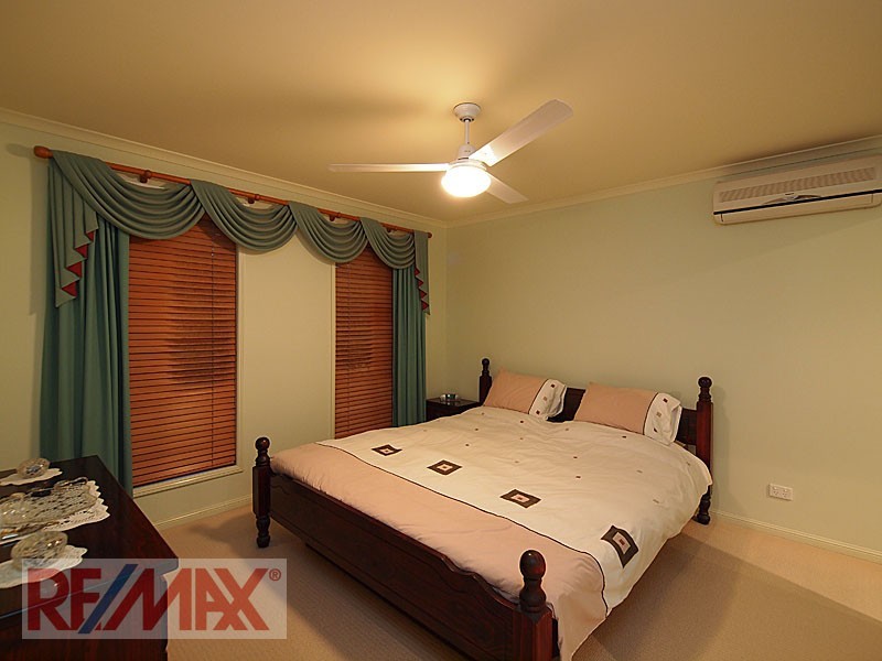 7  Mahogany Drive, Albany Creek QLD 4035