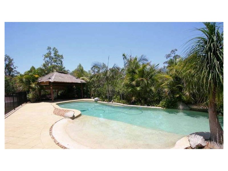 185 Church Road, Eatons Hill QLD 4037