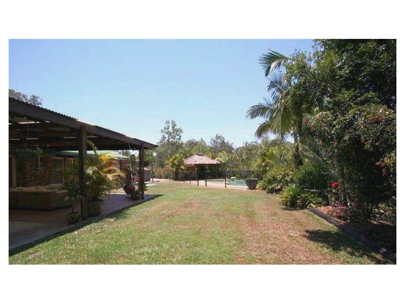 185 Church Road, Eatons Hill QLD 4037