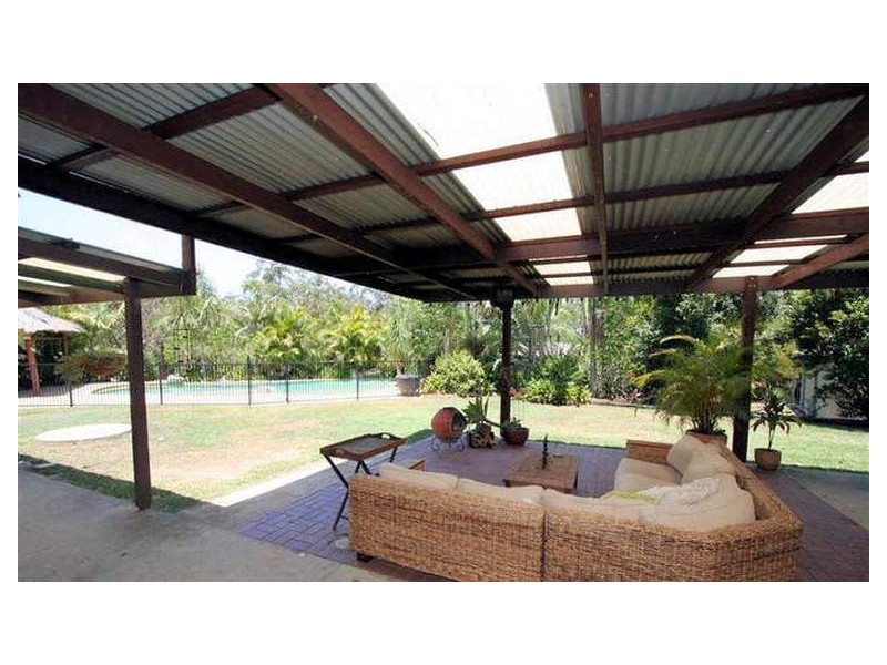 185 Church Road, Eatons Hill QLD 4037